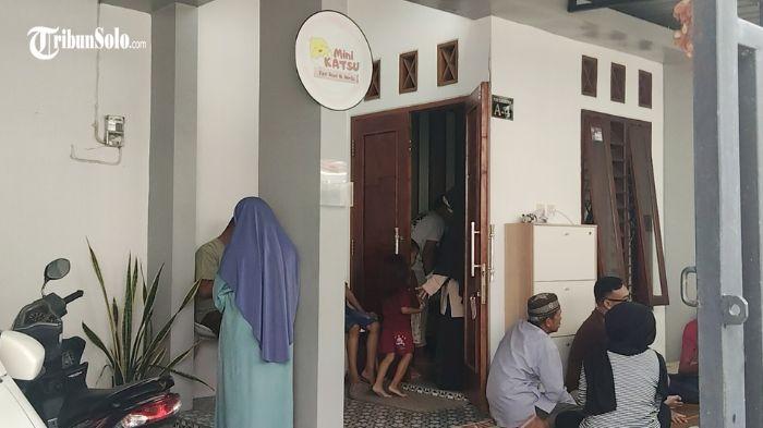 Penampakan-rumah-Herianto-salah-satu-kru-pesawat-ATR-42-500-di-Desa-Jati.jpg
