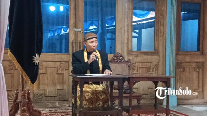 Pengageng-Sasono-Wilopo-KPH-Dani-Nur-Adiningrat-mewakili-Putra-Mahkota-Keraton-Kasunanan-Solo.jpg