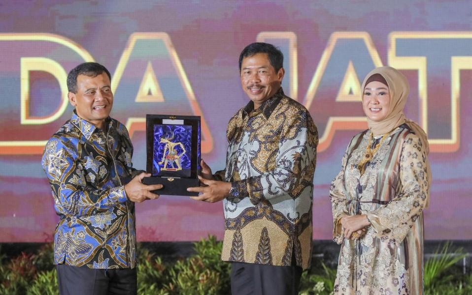 Hadiri Acara Kenal Pamit Kapolda, Pj Gubenur Jateng Inginkan Sukses Pemilu 2024 Terulang di Pilkada