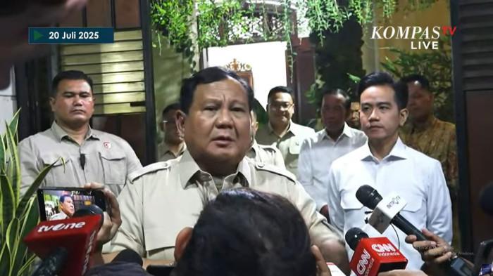 Prabowo-berada-di-kediaman-Joko-Widodo.jpg