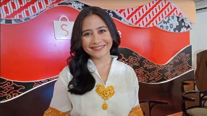 Prilly-Latuconsina-menyebut-Angga-Yunanda-dan-Shenina-Cinnamon-pasangan-setara.jpg