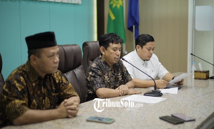 Rektor-Universitas-Muhammadiyah-Surakarta-UMS-Sofyan-Anif-akhirnya-mengambil-sikap-tegas.jpg