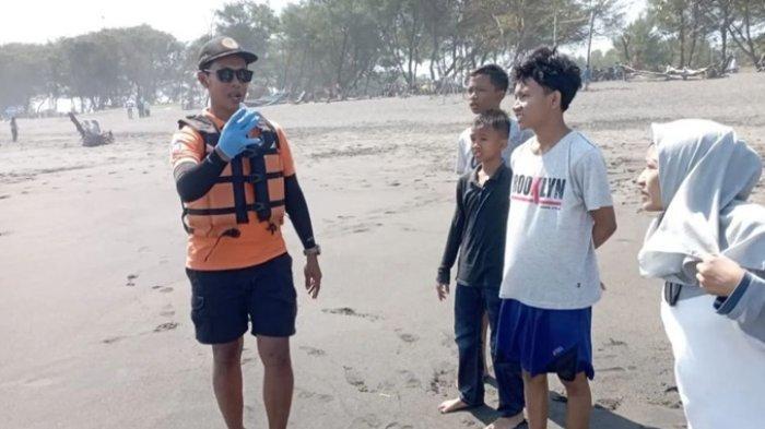 Belasan Wisatawan Pantai di Bantul Tersengat Ubur-ubur, Korban Paling Banyak dari Anak-anak