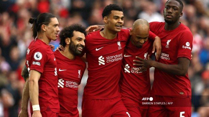 Striker-Liverpool-Mohamed-Salah-merayakan-gol.jpg
