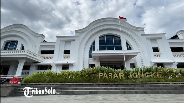 Suasana-Pasar-Jongke-di-Solo-Jawa-Tengah-Selasa-2242025-Pasar-Jongke-masih-sepi-pengunjung.jpg