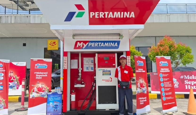 Suasana-SPBU-di-rest-area-KM-519-B-jelang-puncak-arus-mudik.jpg