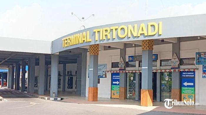 Suasana-Terminal-Tipe-A-Tirtonadi-Solo-2.jpg