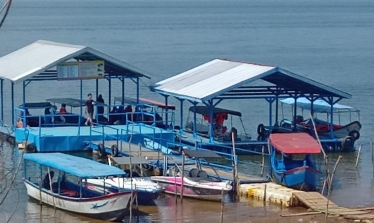 Wahana-Perahu-di-Waduk-Gajah-Mungkur-Wonogiri.jpg
