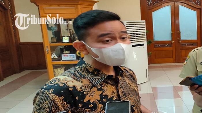 Wali-Kota-Solo-Gibran-Rakabuming-Raka-menganggapi-soa.jpg