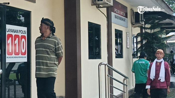 Warga-Banyudono-Boyolali-menggeruduk-Polres-Boyolali-3.jpg