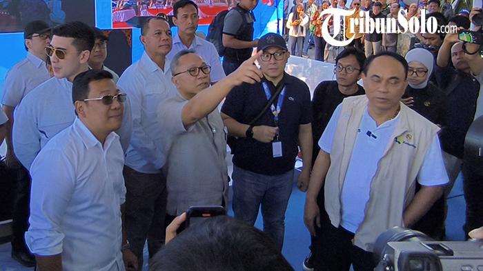 Zulhas-cek-langsung-lokasi-peresmian-koperasi-merah-putih-klaten.jpg