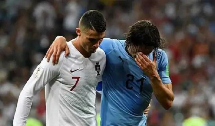 aksi-empati-cristiano-ronaldo-pada-lawan-yang-cedera_20180701_161343.jpg