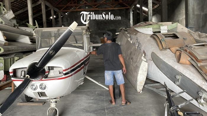 bangkai-pesawat-dijual-2.jpg