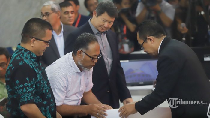 hashim-djojohadikusumo-bersama-ketua-tim-kuasa-hukum-bpn-bambang-widjajanto.jpg