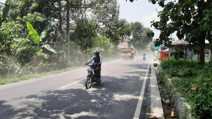 hujan-abu-merapi-di-magelang.jpg