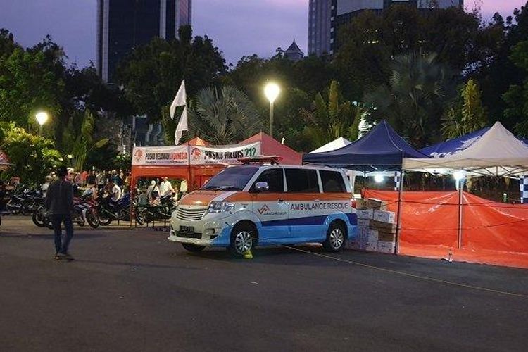 Reuni 212 Akan Digelar Besok, Massa aksi Reuni Akbar 212 Mulai Berdatangan Di Monas