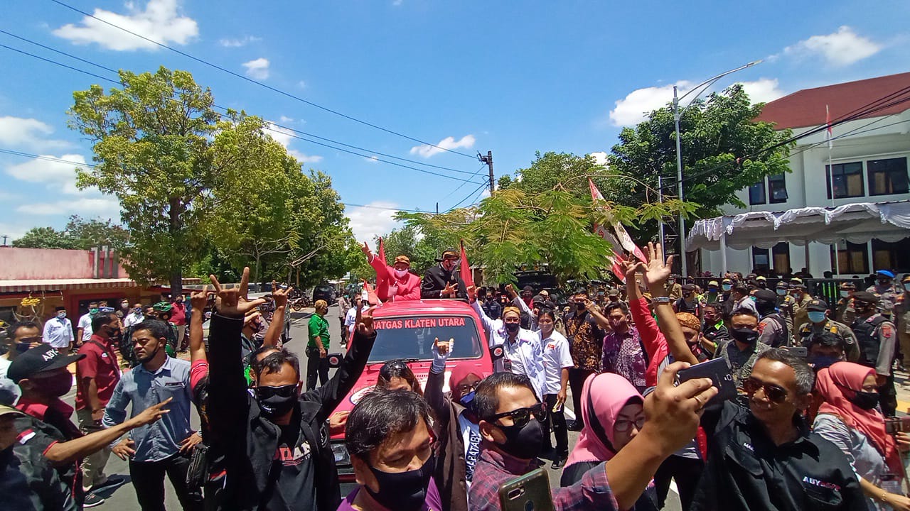 Dapat Nomor 3, ABY-HJT Meyakini yang Menang Pilkada 2020 yang Datang Terakhir di KPU Klaten