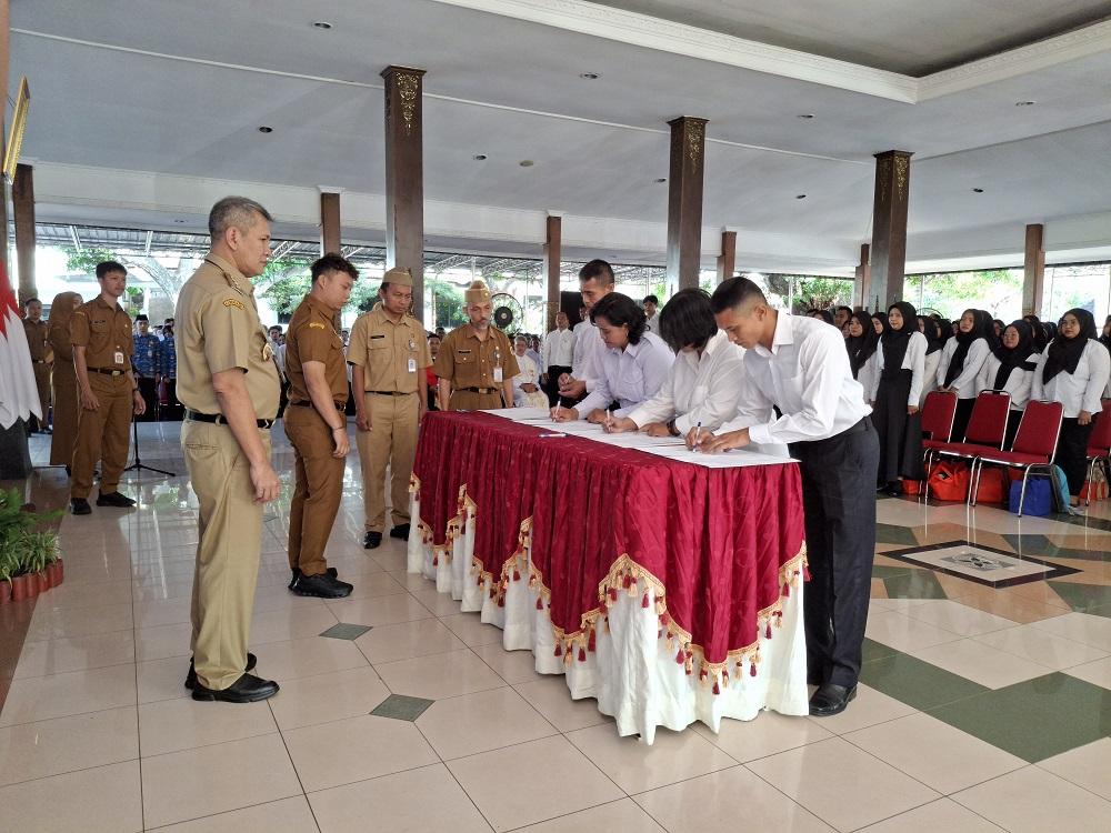 Saat Honorer Gaji Rp 750.000, Kini Banyak PPPK Ajukan Cerai Setelah Terima SK dengan Gaji Rp 4 Juta