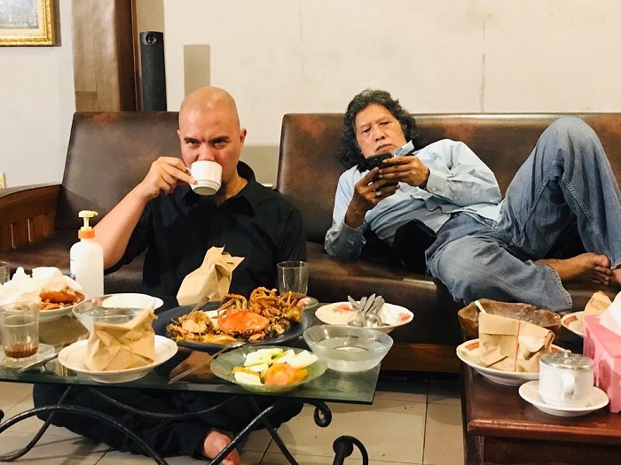 Adab Ahmad Dhani saat Bertemu Cak Nun Jadi Sorotan, Ungkap Pesan Sang Kiai kepada Umat di Indonesia