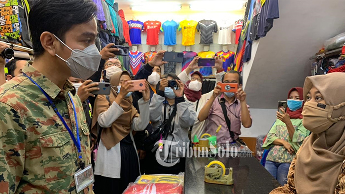 Jelang 100 Hari Pimpin Solo,Gibran Sebut Pencopotan Lurah Gajahan Jadi Prestasi Bersih-bersih Pungli