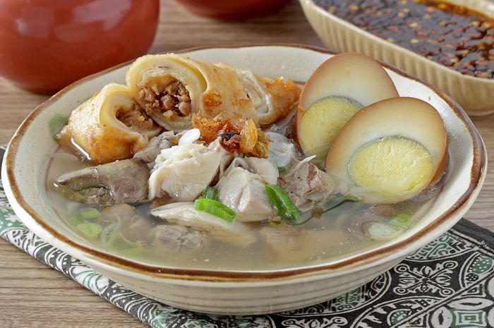 resep-timlo-khas-solo-ini-hadir-dengan-kuah-yang-super-lezat.jpg