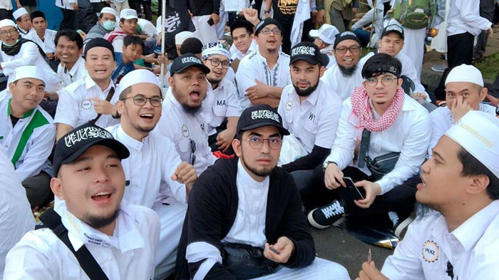 Teuku Wisnu hingga Irwansyah Hadir di Reuni 212, Arie Untung Suarakan Soal Persatuan & Perdamaian