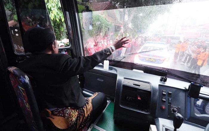 FX Rudy & Purnomo Resmi Tinggalkan Pemkot Solo : Suasana Haru dan Tangisan Pecah di Antar Para PNS