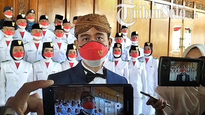 Reaksi Gibran Dengar Ada Pejabat Pemkot Solo Ramai-ramai Kena Tipu : Capai Puluhan Juta Rupiah