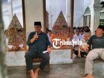 Anies-Baswedan-kala-berdialog-dan-memberi-wejangan-kepada-para-santri-di-Ponpes-Nurul-Huda-Sragen.jpg