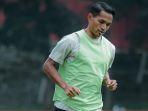 Bek-Persis-Solo-Abduh-Lestaluhu.jpg