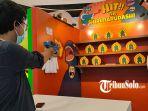 Booth-games-yang-ditampilkan-dalam-kolaborasi-Shinchan-X-Tahilalats-di-The-Park-Mall-Solo-Baru.jpg