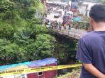 Bus-pariwisata-yang-mengangkut-peziarah-asal-Tangerang-Banten.jpg