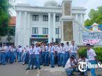 Cabdin-Pendidikan-Wilayah-VII-Jateng-sampai-ikut-turun-tangan-menyelesaikan-polemik-di-SMKN-2-Solo.jpg