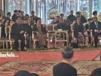 Gubernur-DIY-Sri-Sultan-Hamengkubuwono-X-melayat-mendiang-Sinuhun-Pakubuwono-XIII.jpg