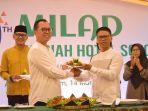 Heri-Haryosa-SE-CMAP-MM-CHM-kepada-Executive-Assistant-Manager-Joko-Susilo.jpg