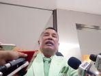 Hotman-Paris-kini-dirawat-di-rumah-sakit-setelah-digigit-berang-berang.jpg