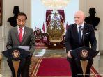 Joko-Widodo-aat-bertemu-Presiden-FIFA.jpg
