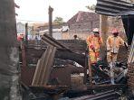 KEBAKARAN-KANDANG-TERNAK-Kandang-milik-warga-Desa-Sambirejo-Plupuh-Sragen-terbakar.jpg