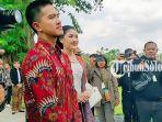 Kaesang-mengenakan-batik-warna-merah-menyala-Di-mana-Kaesang-menyatakan-k.jpg