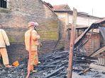 Kandang-milik-warga-Desa-Sambirejo-Kecamatan-Plupuh-Kabupaten-Sragen-ludes-terbakar.jpg