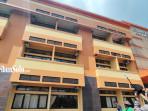 Lokasi-pasien-yang-melompat-dari-kamar-inap-Wijaya-Kusuma-di-lantai-3-RSUD-Kartini-Karanganyar.jpg