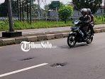 Lubang-di-jalan-raya-Solo-Semarang.jpg