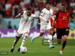 Maroko-Hakim-Ziyech-dan-Belgia-Timothy-Castagne.jpg