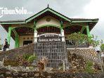Masjid-Tiban-Gunung-Cilik.jpg