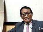Mediator-dugaan-ijazah-palsu-Prof-Adi-Sulistiyono.jpg