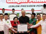 Megawati-Soekarnoputri-bersama-ganjar-dan-mahfud-md.jpg