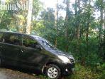 Mobil-Toyota-Avanza-warna-hitam-bernomor-polisi-D-1169-JQ-ditinggal-pe.jpg