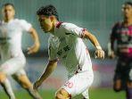 Momen-Ryo-Matsumura-saat-melawan-RANS-Nusantara-FC.jpg