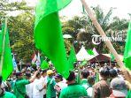 PERINGATI-HARI-BURUH-Ratusan-buruh-di-Kabupaten-Karanganyar-peringati-hari-Buruh-Internasional.jpg