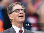 Pemilik-Liverpool-John-W-Henry-saat-menonton-laga-antara-Liverpool-vs-Norwich-City-di-Anfield.jpg